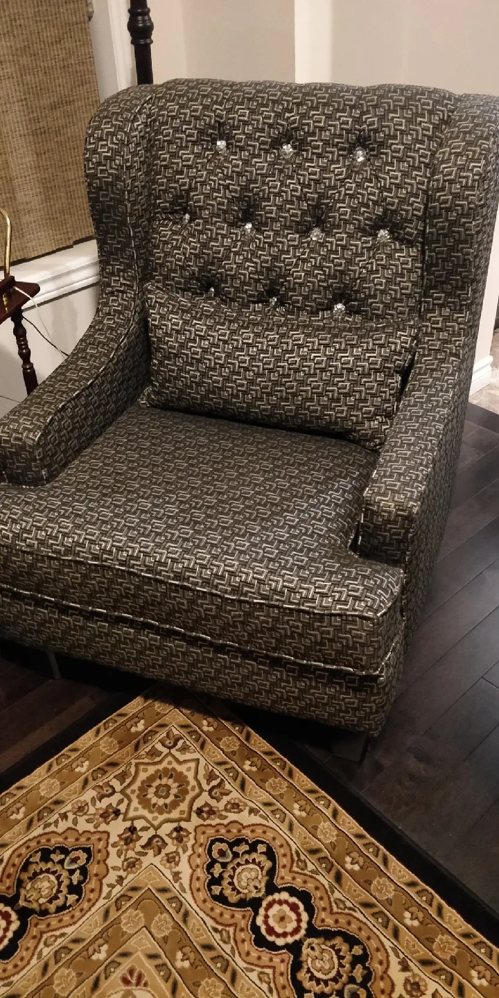 Patterned Armchair Set with Pillows image indicator(2)