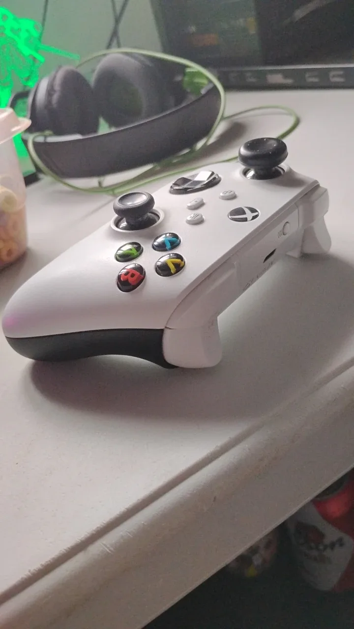 Xbox series s controller image indicator(3)