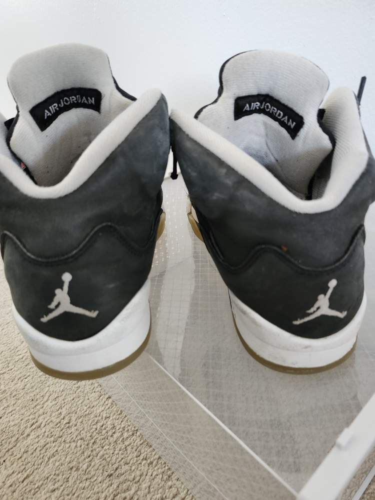 Air Jordan 5 Anthracite Youth Size 6.5Y - photo 3