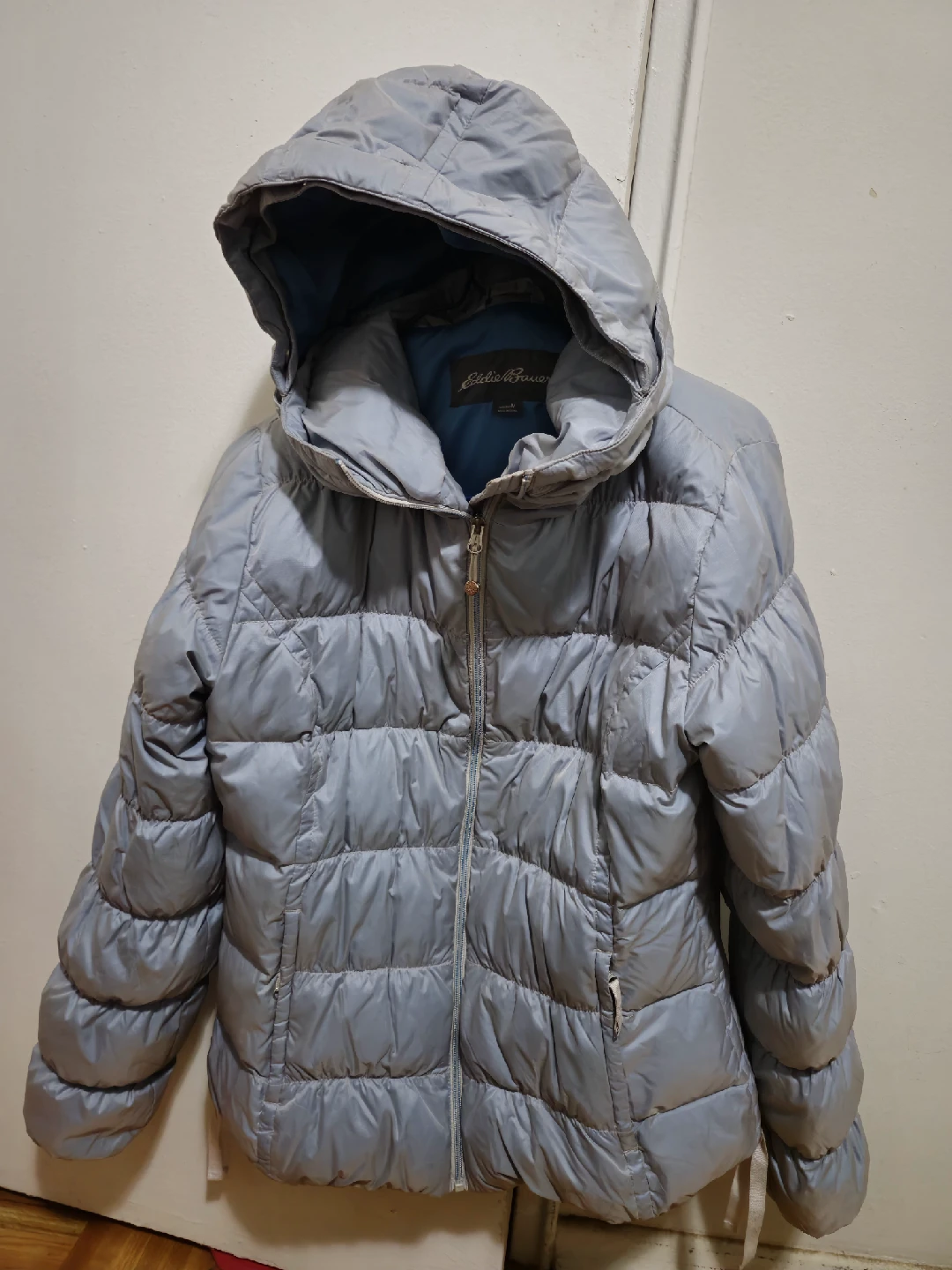 Eddie Bauer Down Puffer Jacket, Size M - photo 2