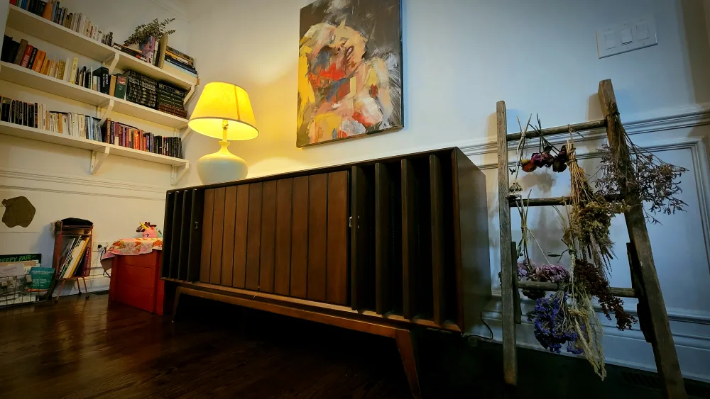 Late 1960s Vintage MCM Zenith Console Stereo/Record Player