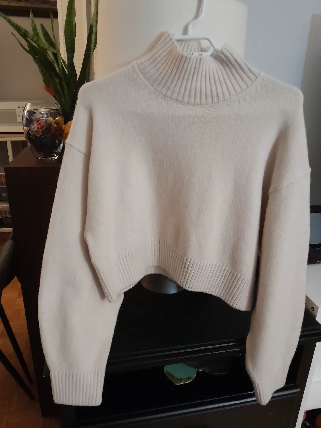 H&M Beige Knit Sweater - Size XS thumbnail