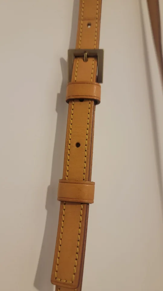 VINTAGE Louis Vuitton Monogram Canvas Trotteur cross body bag image indicator(6)