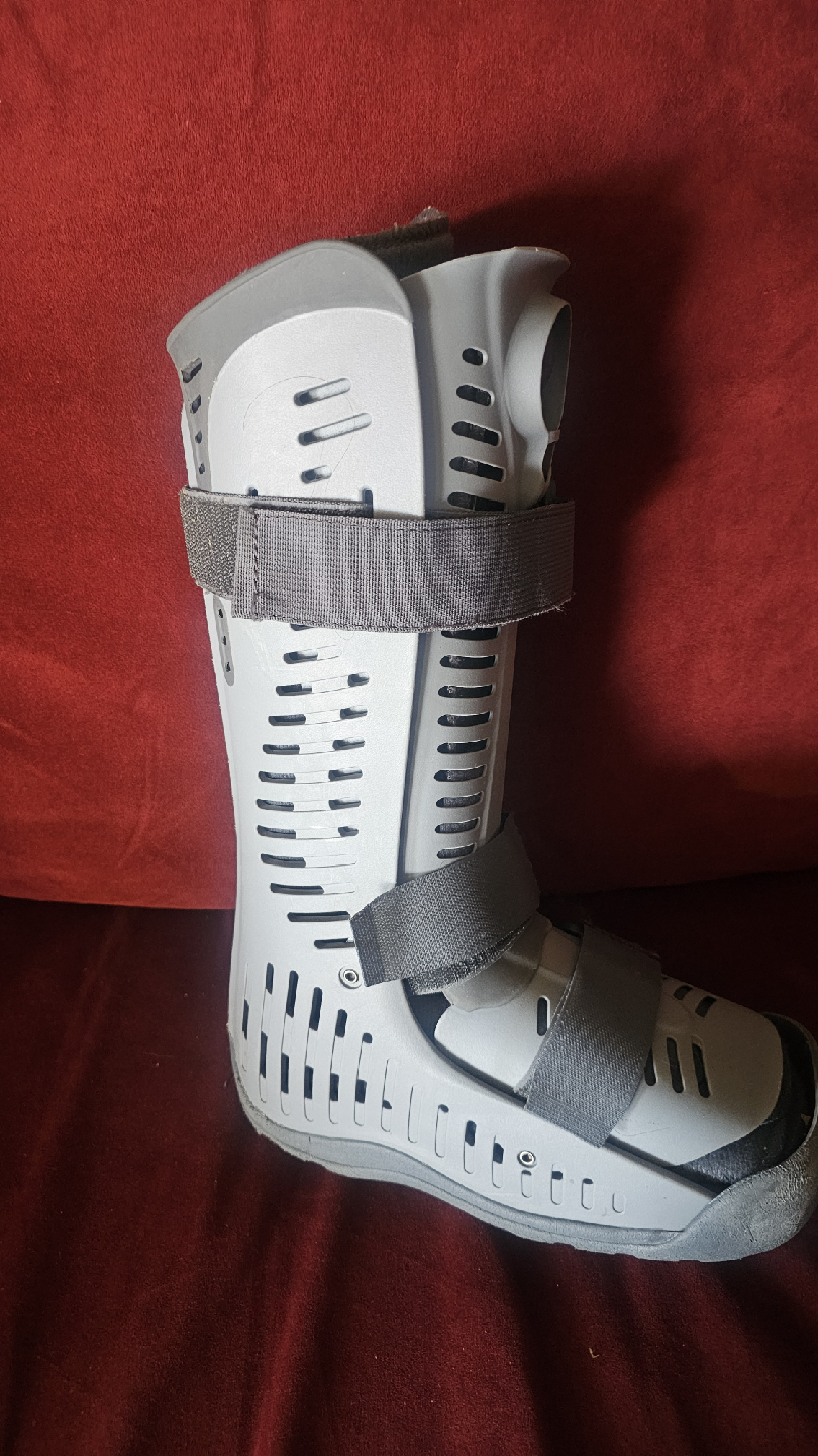 Ossur Rebound Air Walker Boot