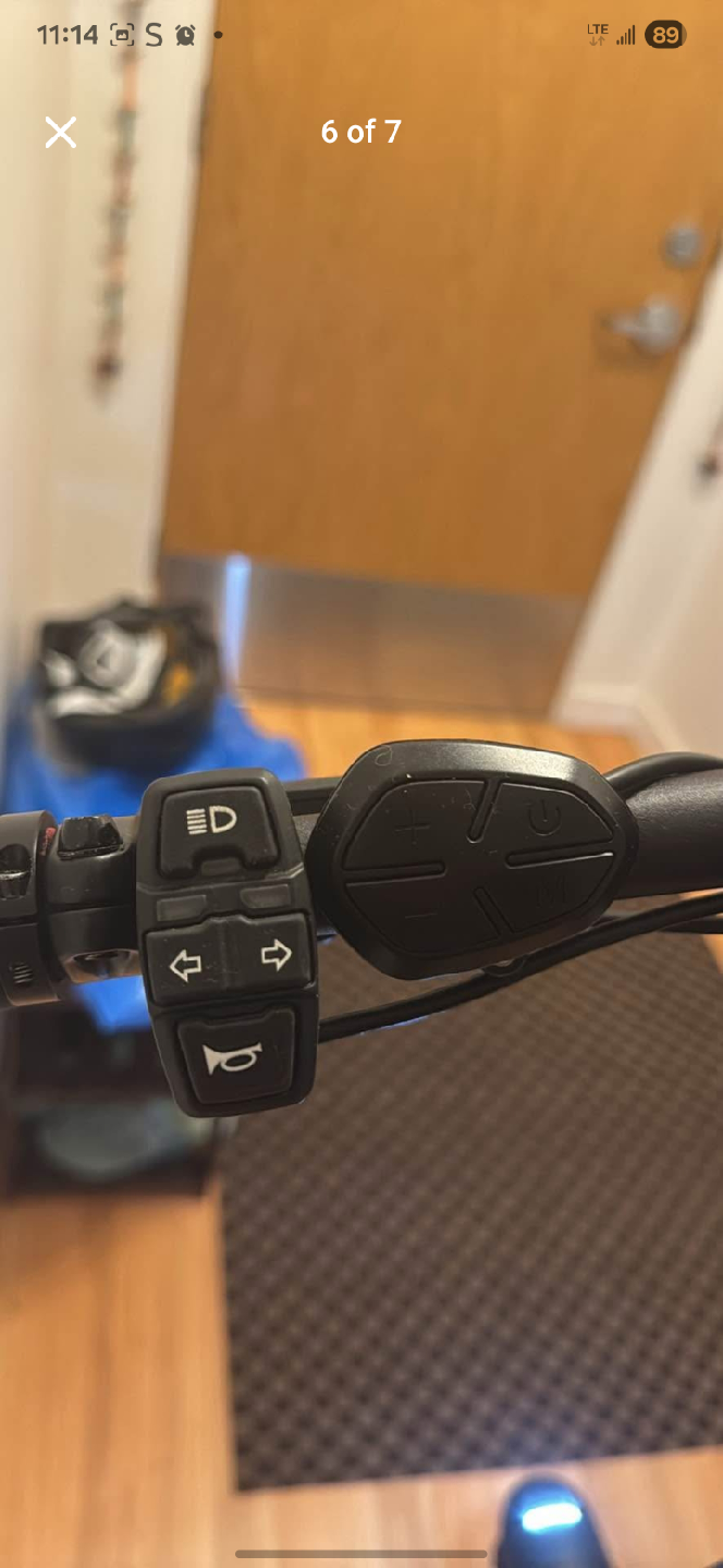 Evolv Pro V2 Electric Scooter - photo 4
