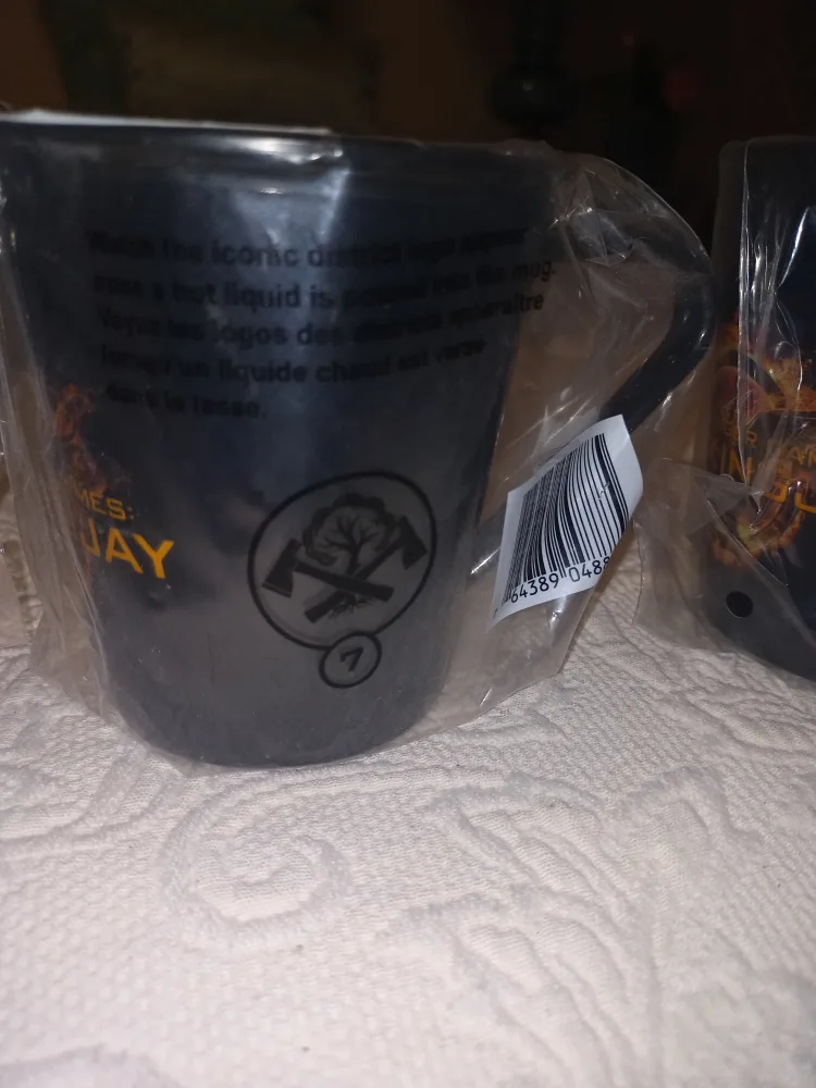 Hunter Games Mockingjay Part 1 Collectable Heat Reveal 5 Mugs image indicator(7)