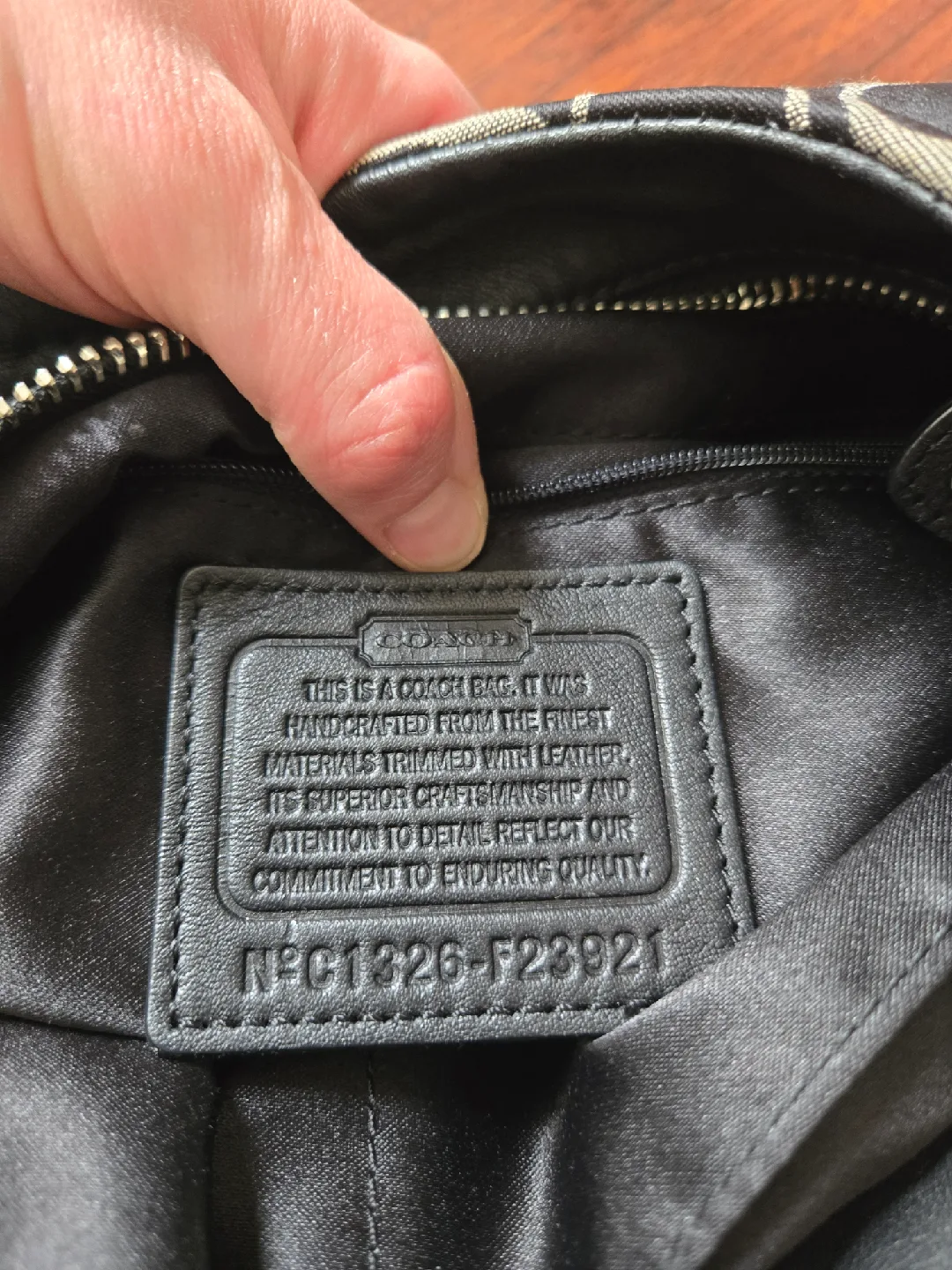 Coach F23921 Black/Grey Handbag image indicator(2)