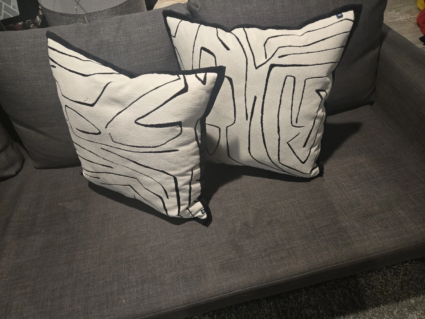 Assorted Throw Pillows - Set of 2.  1 set of 3 - photo 2