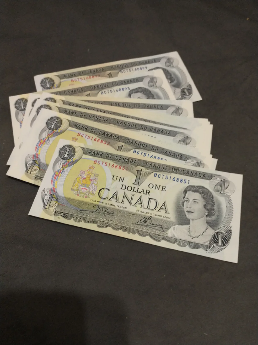 50 - 1973 Canada $1 banknotes consecutive #s ending 8851-8899 image indicator(4)