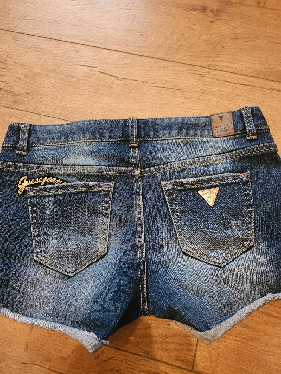 Guess Denim Shorts - Size 25 image indicator(2)