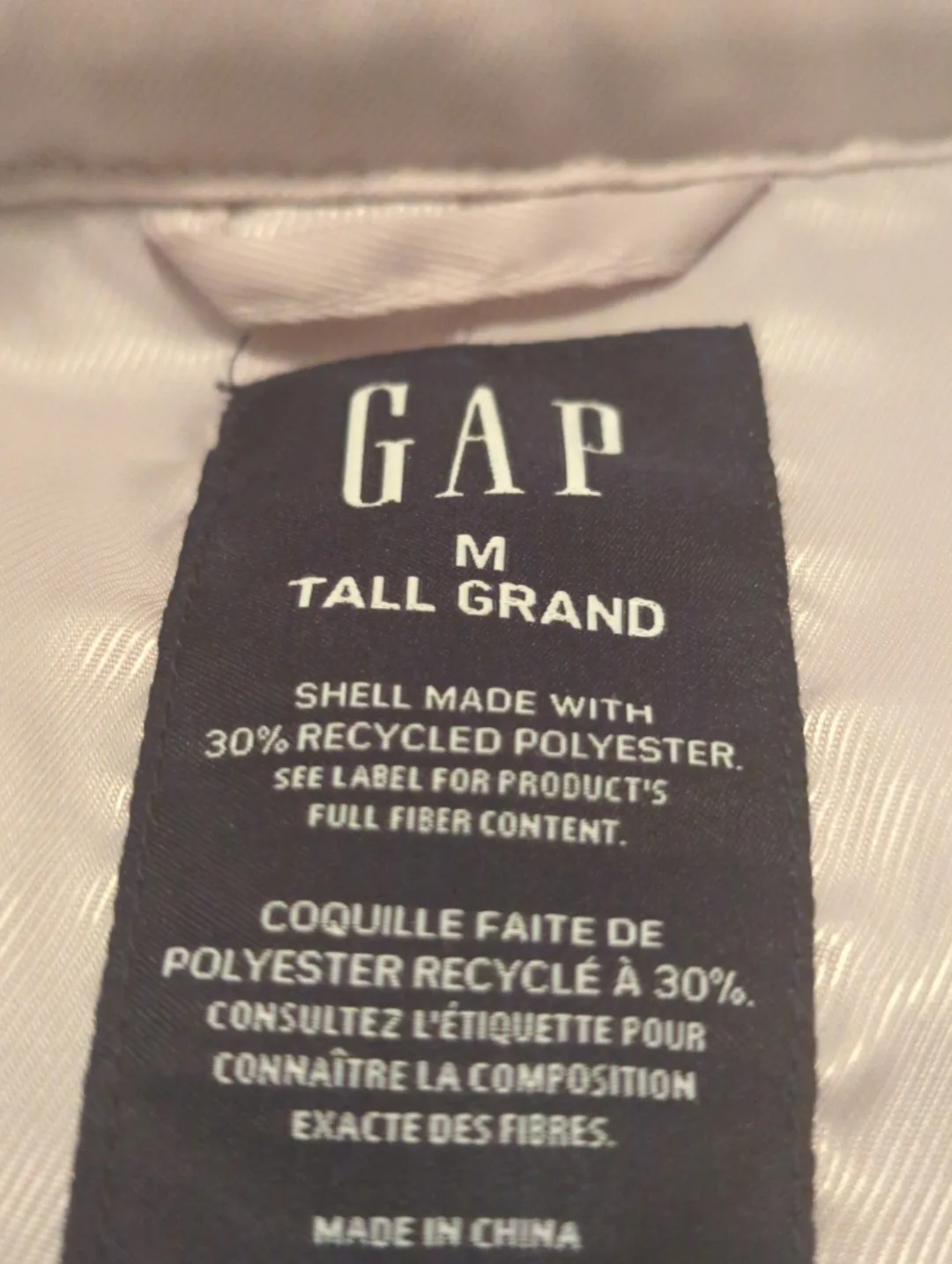 GAP M Tall Beige Sherpa Jacket image indicator(2)