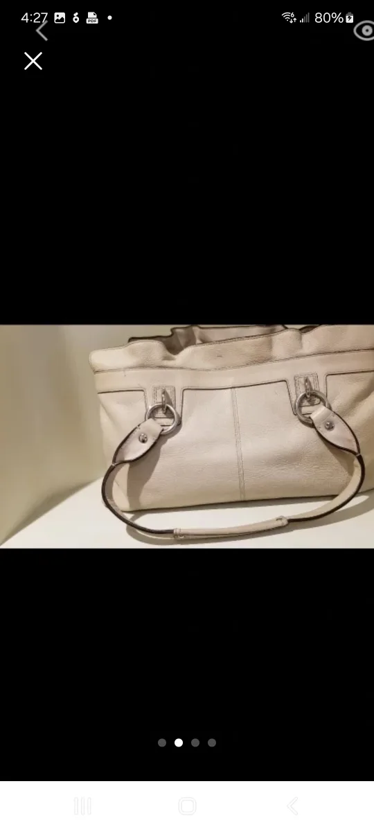 Coach Cream Leather Handbag image indicator(2)