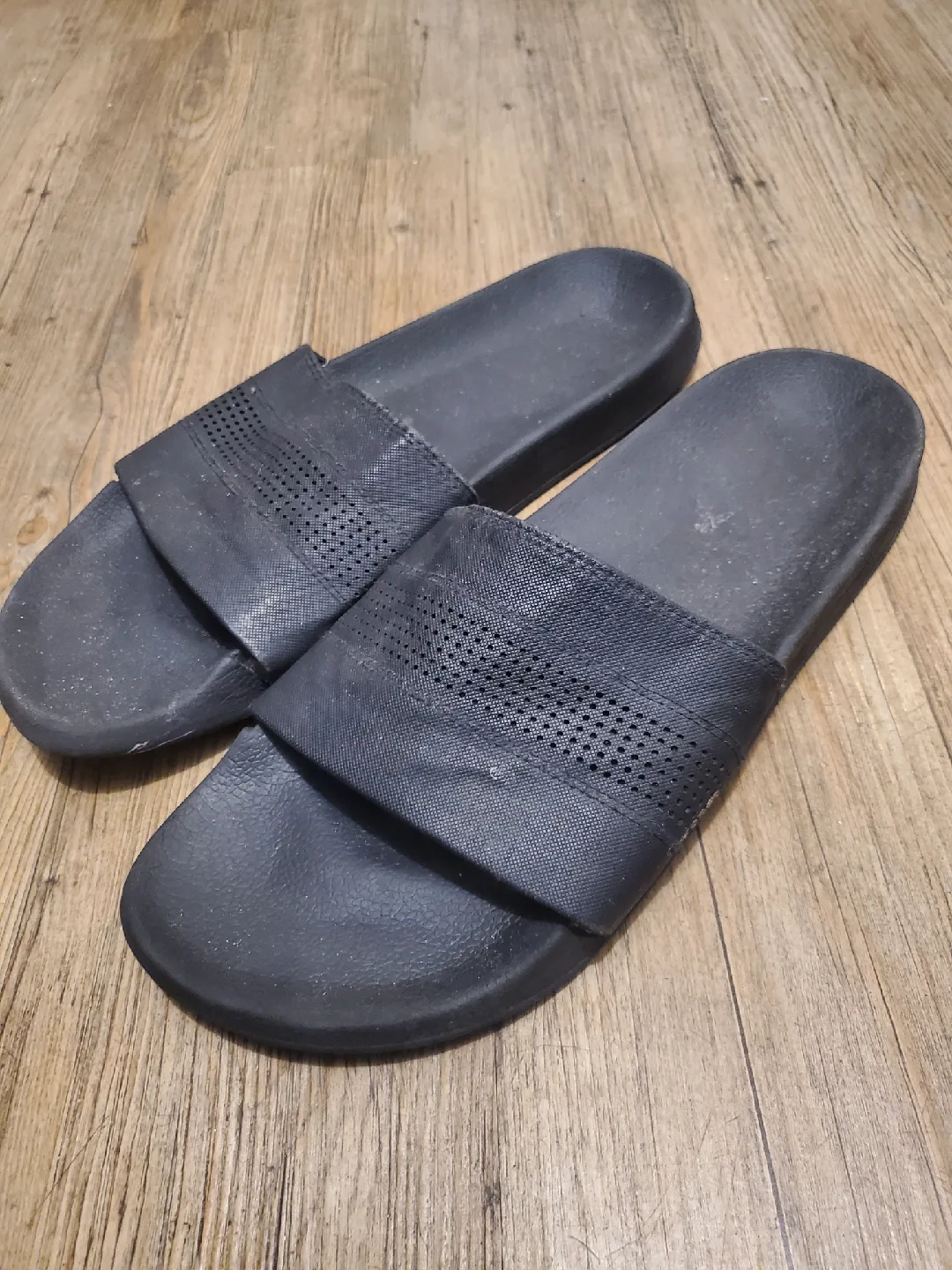 Adidas Adilette Slides Size 13-Free