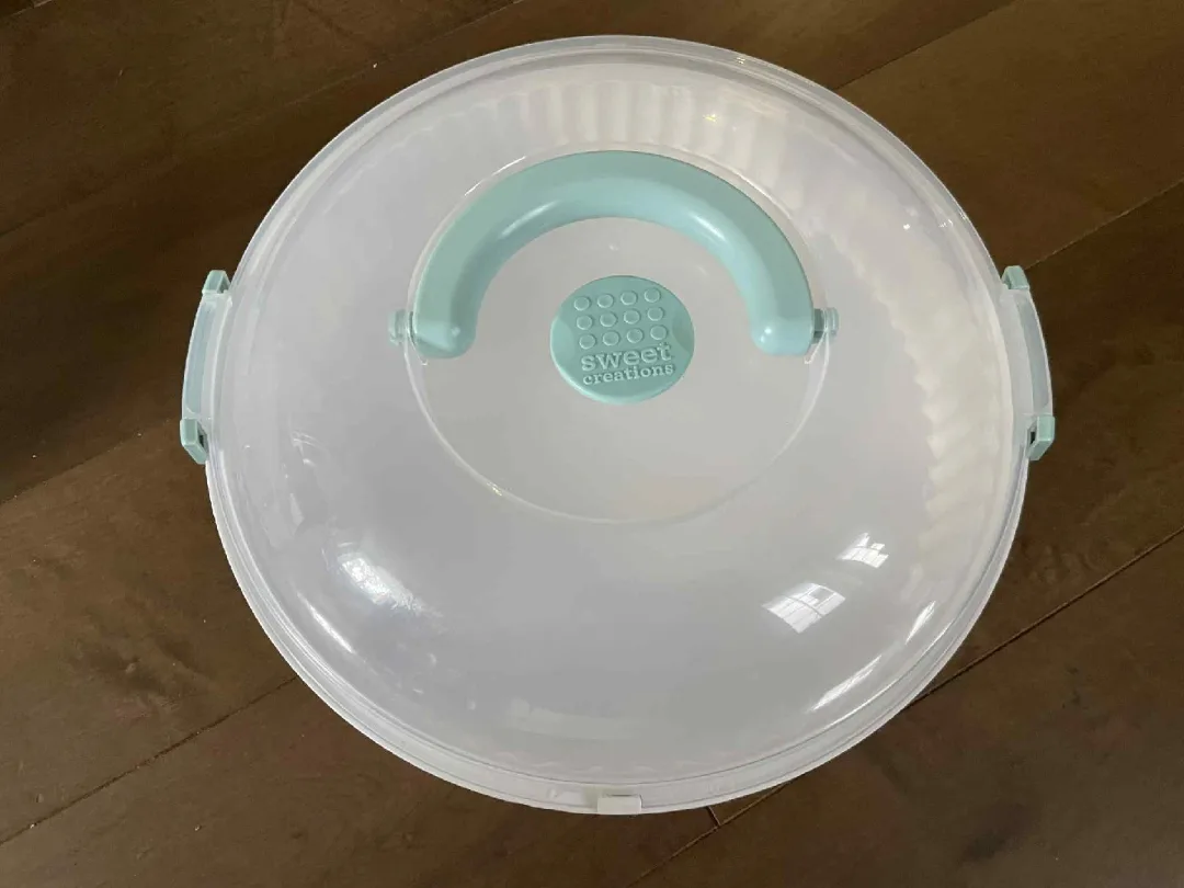 Sweet Creations Cake Carrier thumbnail