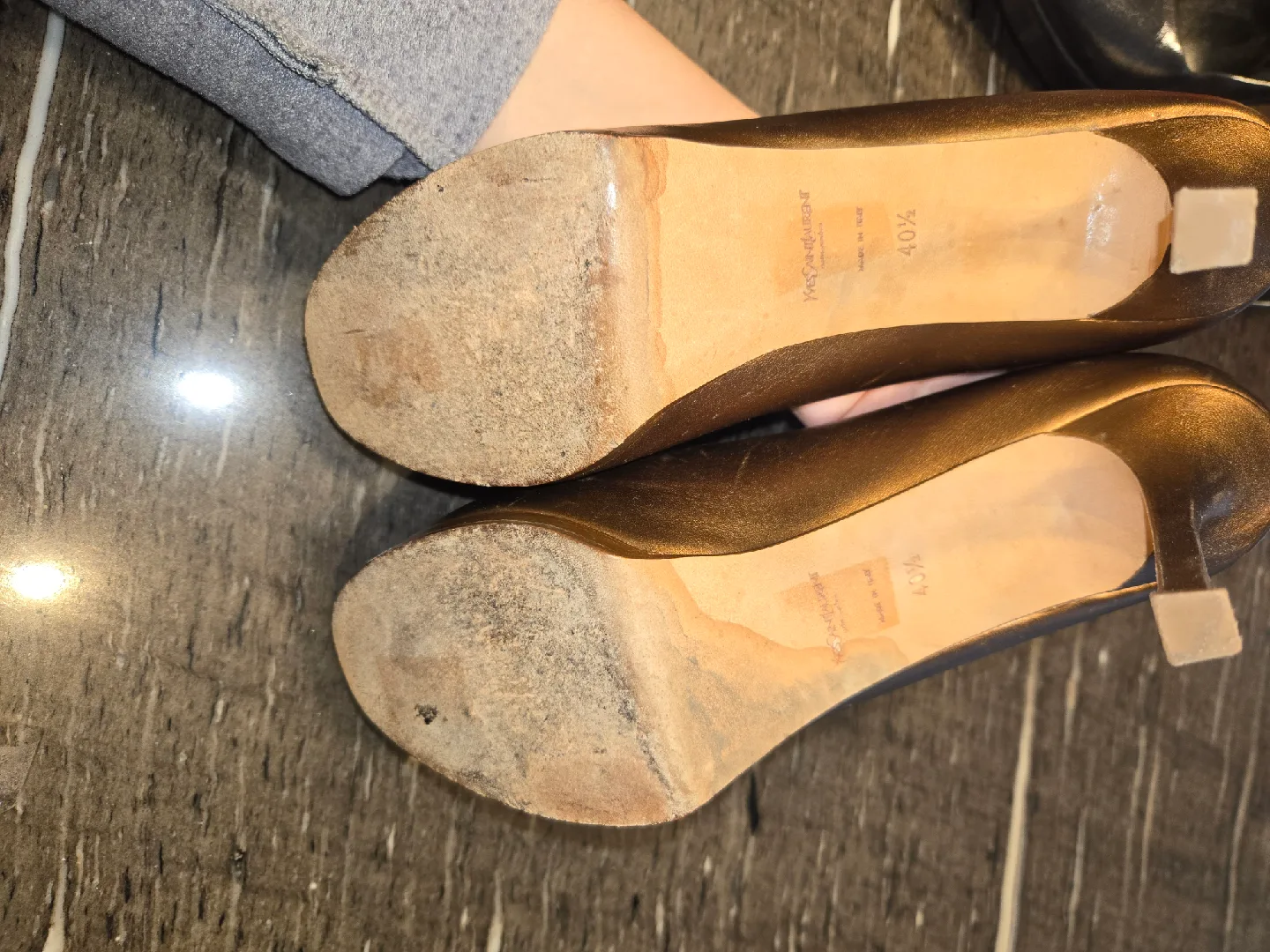 YSL Bronze Heels image indicator(6)