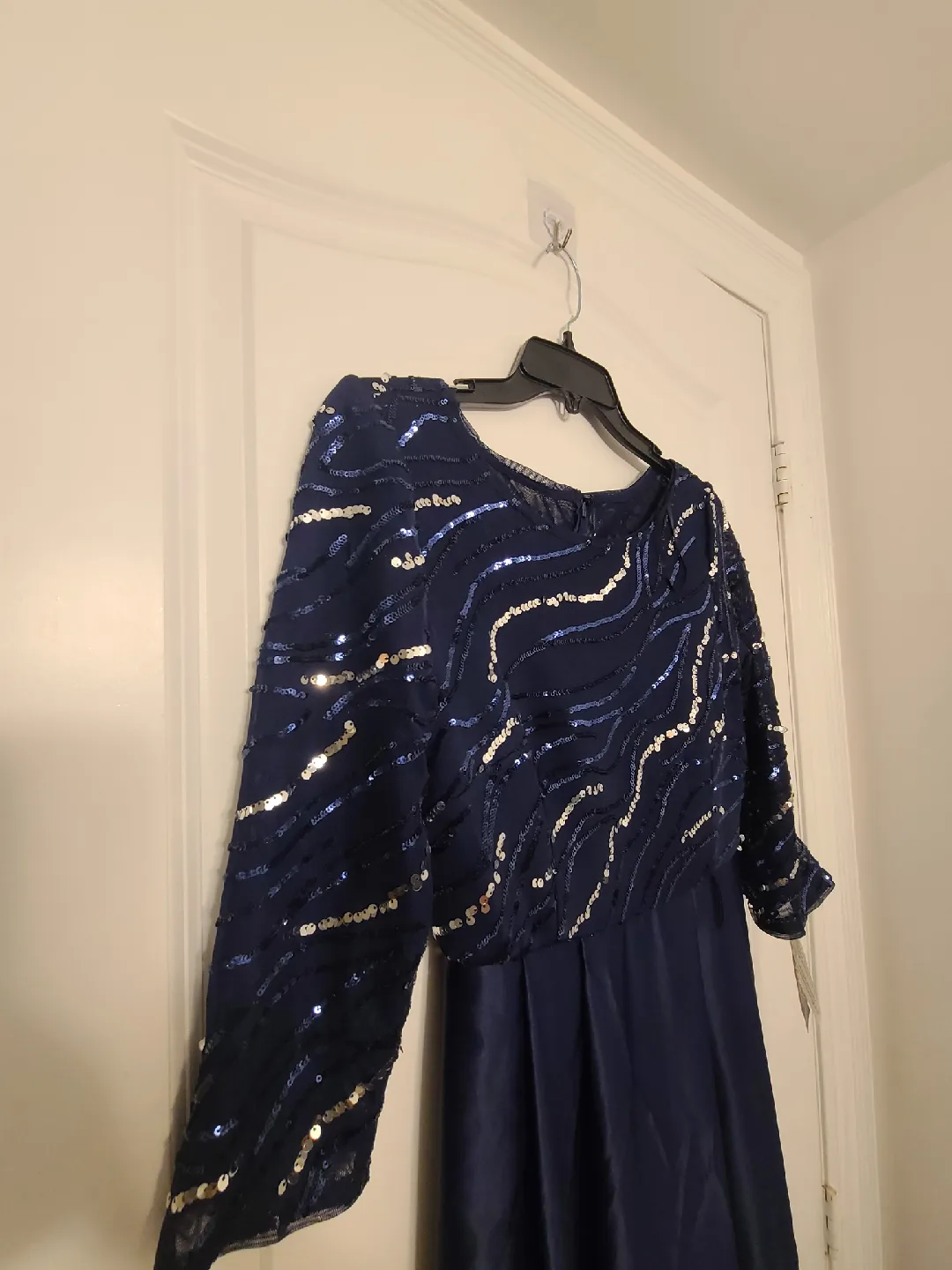 Alex Evenings Navy Sequin Dress - Size 6 image indicator(3)