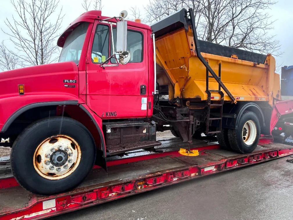 2021 freightliner garbage truck image indicator(3)