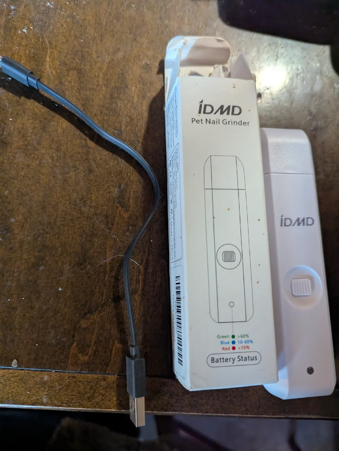 iDMD Pet Nail Grinder with Charger and Wahl clippers thumbnail