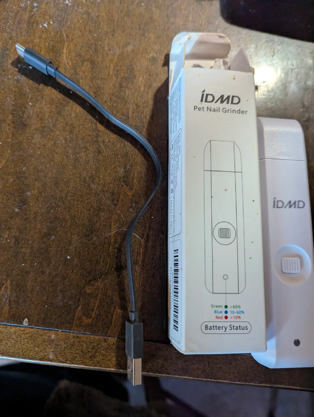 iDMD Pet Nail Grinder with Charger and Wahl clippers image indicator(2)