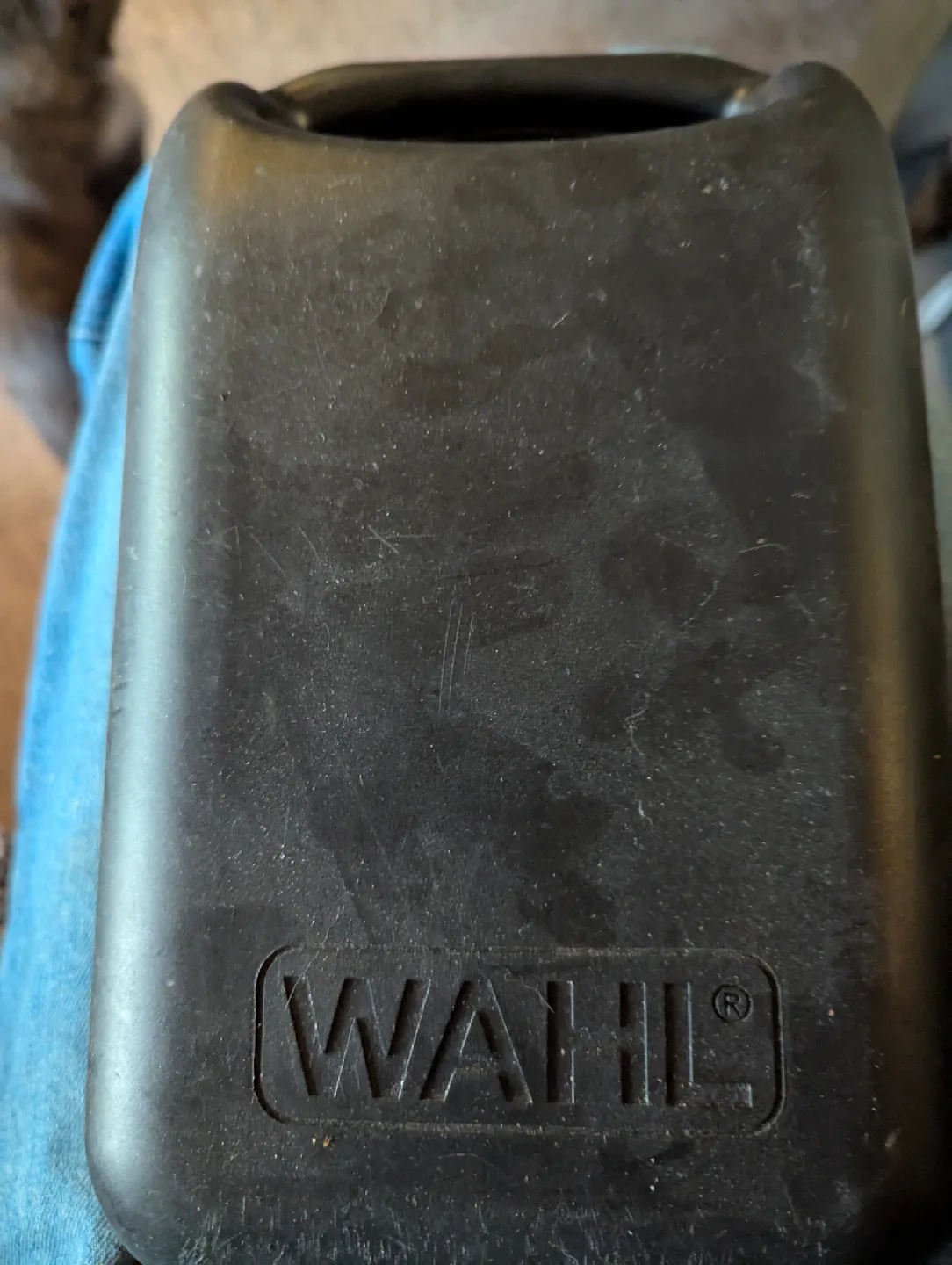 iDMD Pet Nail Grinder with Charger and Wahl clippers image indicator(4)