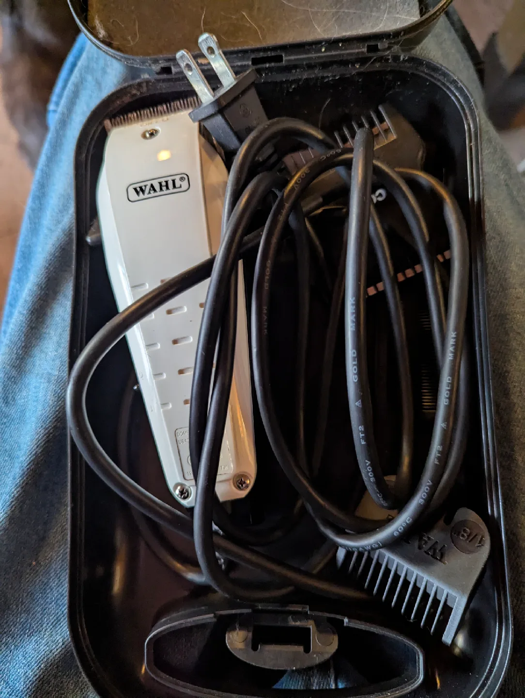 iDMD Pet Nail Grinder with Charger and Wahl clippers image indicator(5)