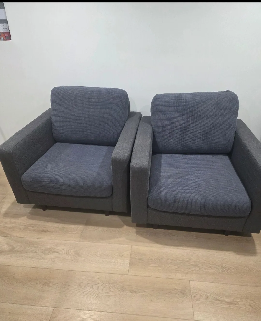 Dos sofás en buen estado image indicator(5)