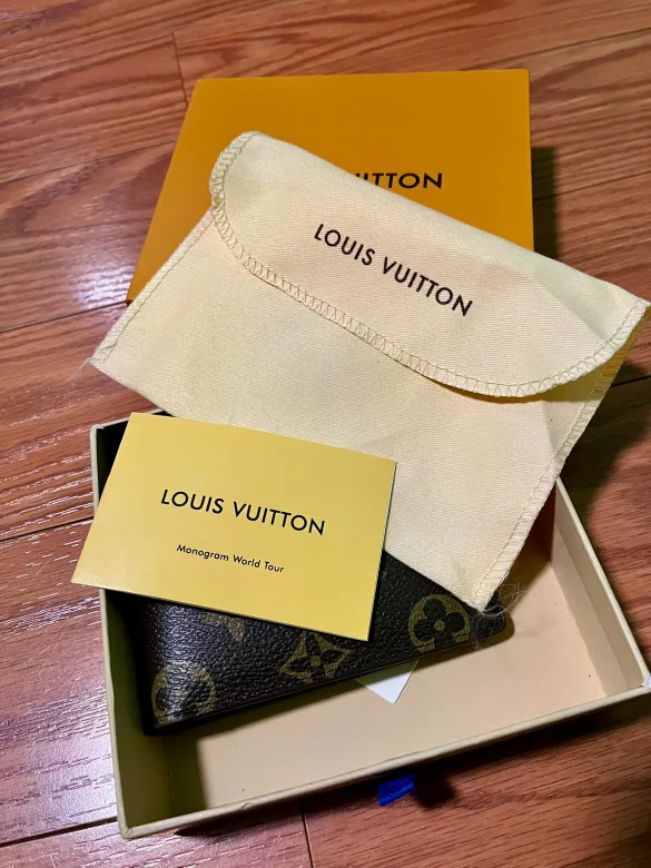 Louis Vuitton Wallet image indicator(5)