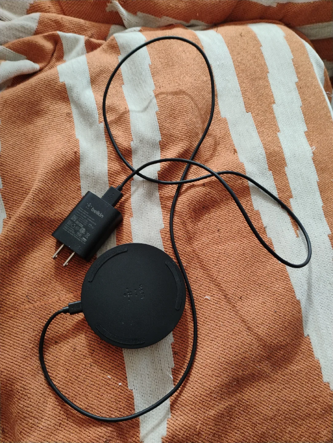 Belkin Wireless Charging Pad image indicator(2)