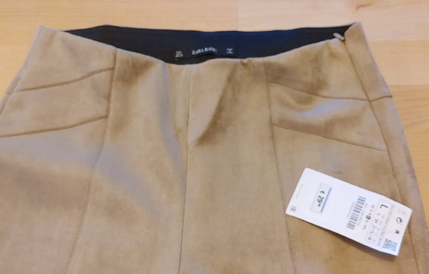 Zara Basic Faux Suede Pants - Size L image indicator(3)