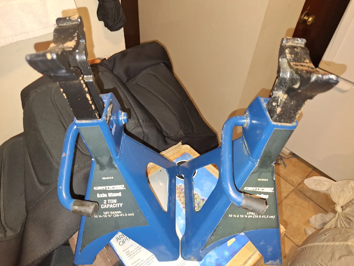 Certified Axle Stands - 2 Ton Capacity (Price Per Piece) image indicator(2)