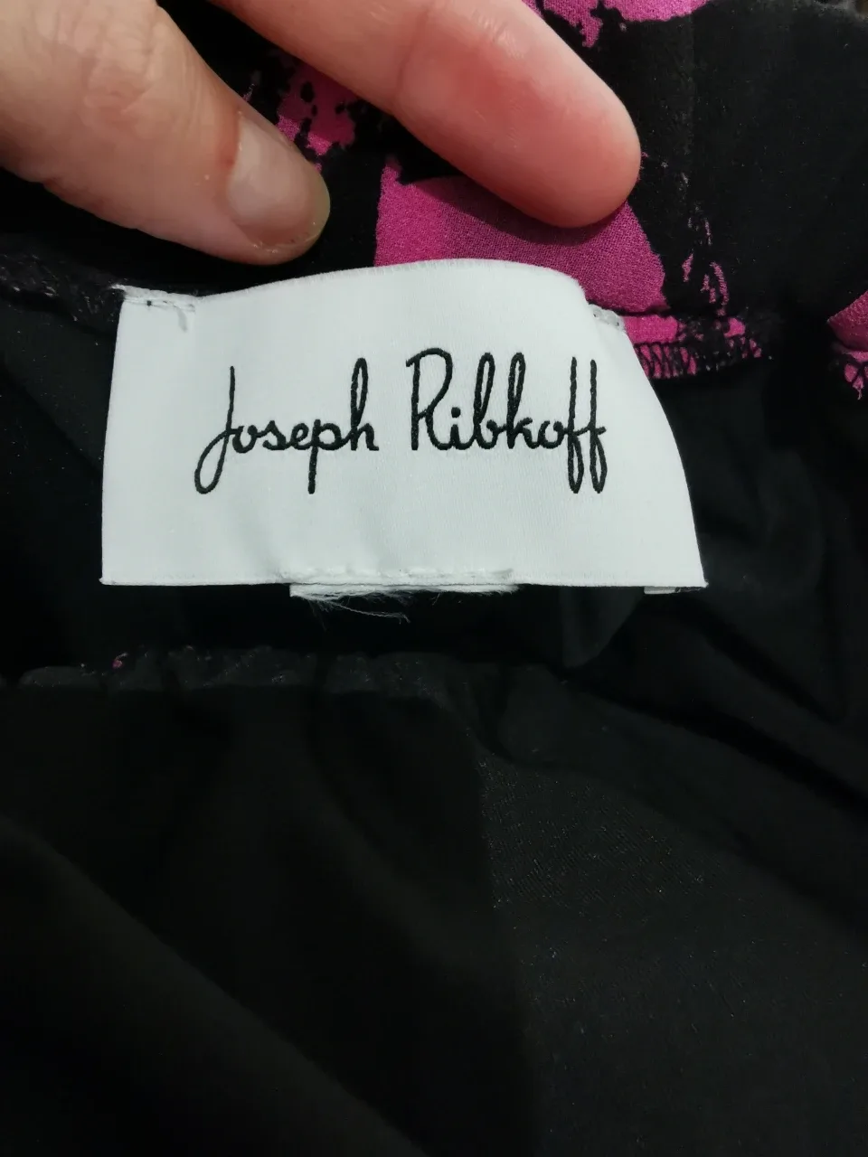 Joseph Ribkoff Floral Off-Shoulder Maxi Dress image indicator(7)