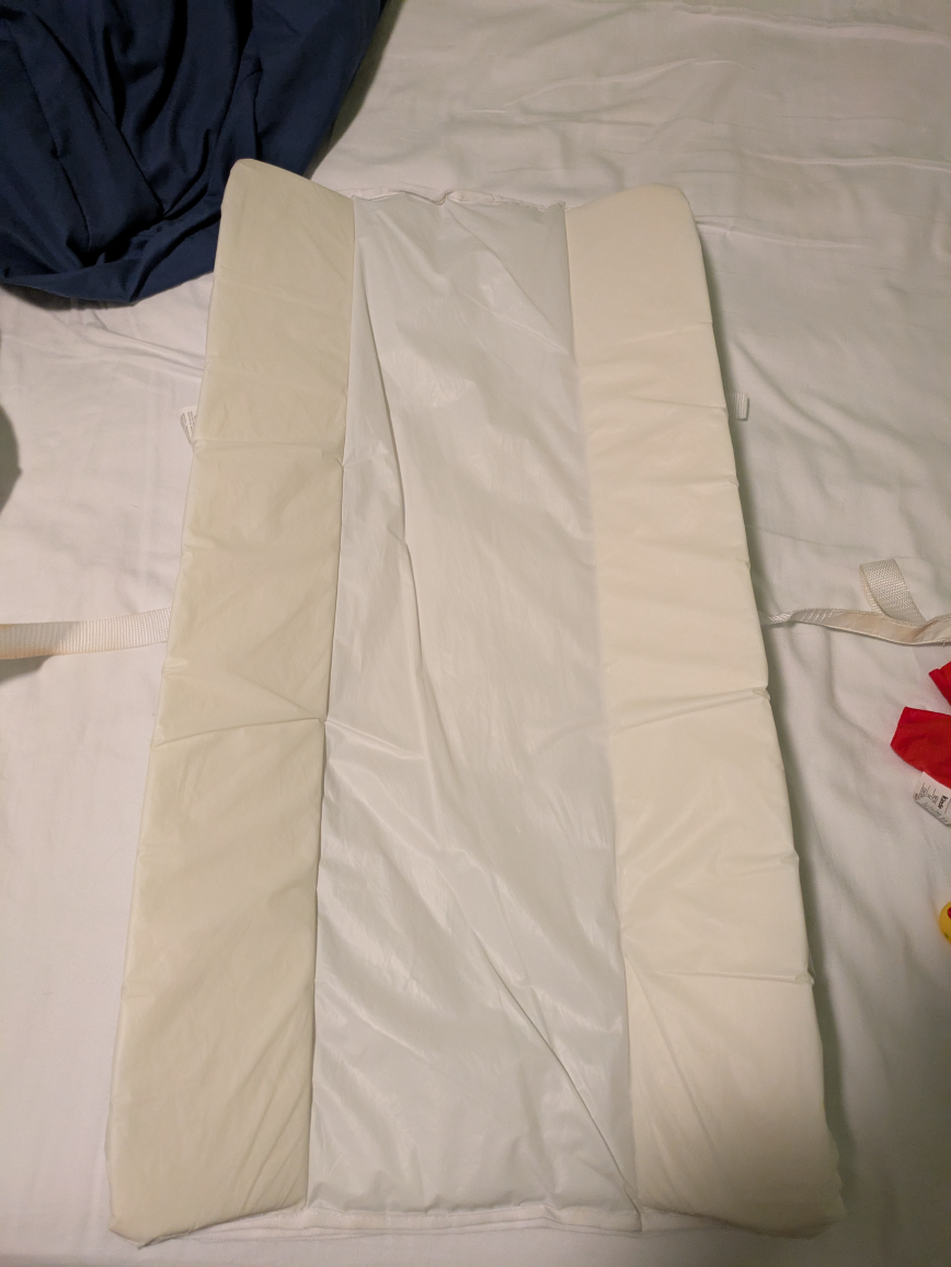 FREE - baby changing pad and fitted sheet - photo 3