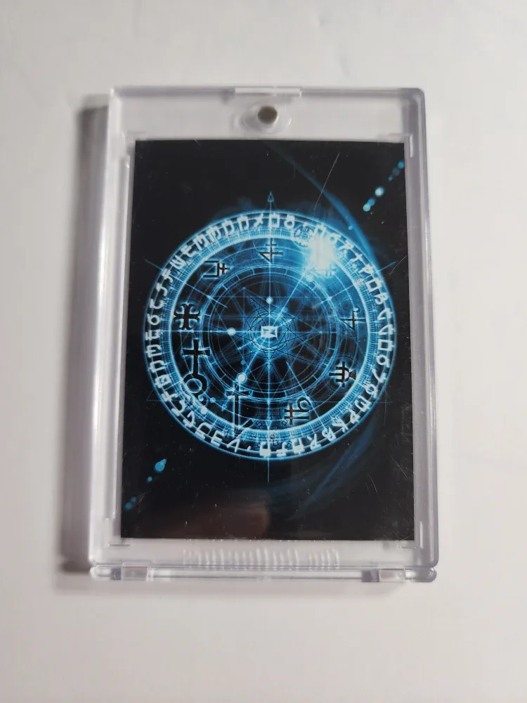 Yu-Gi-Oh! Blue-Eyes White Dragon Card thumbnail