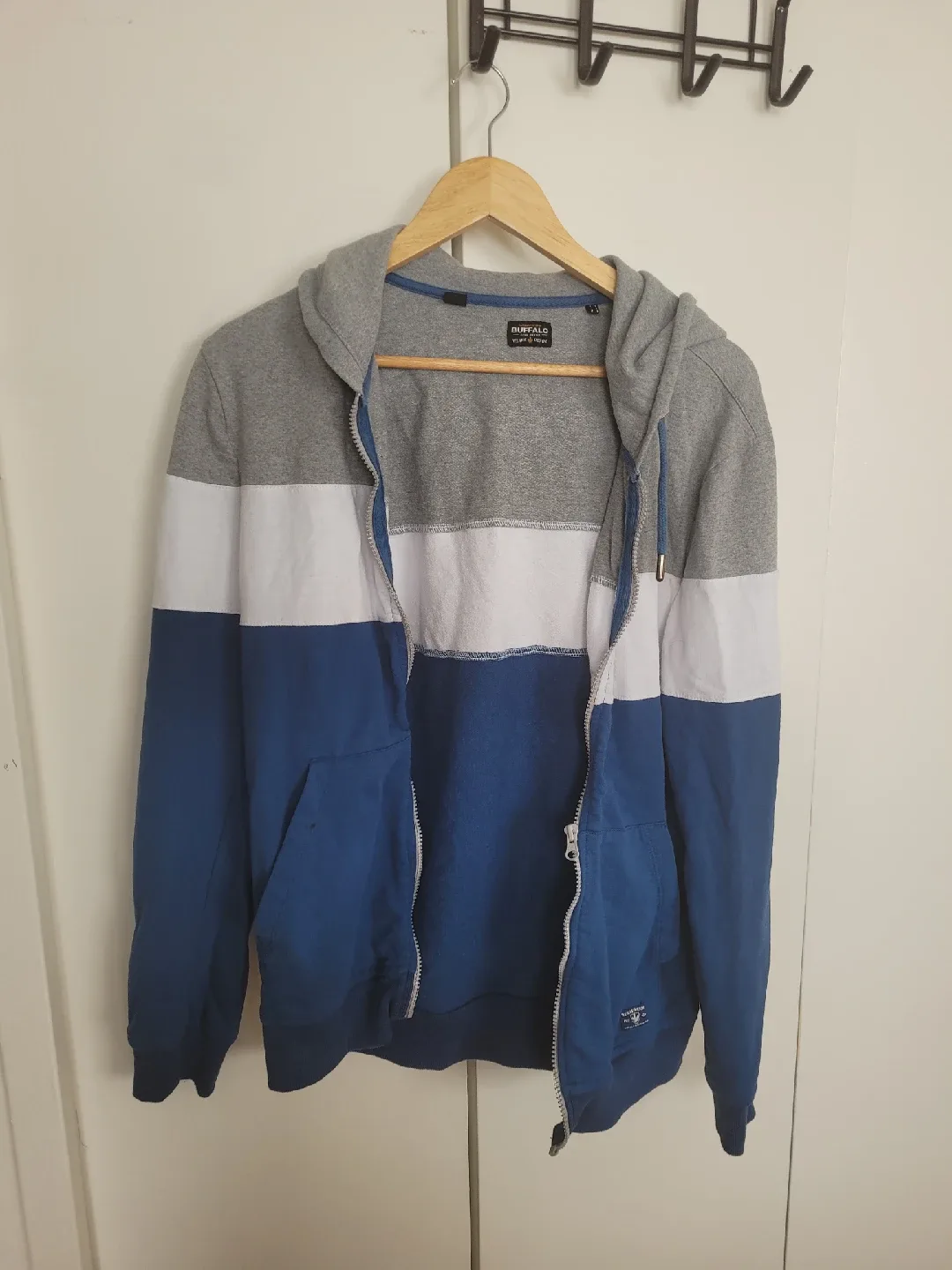 Buffalo David Bitton Hoodie - Size M image indicator(5)
