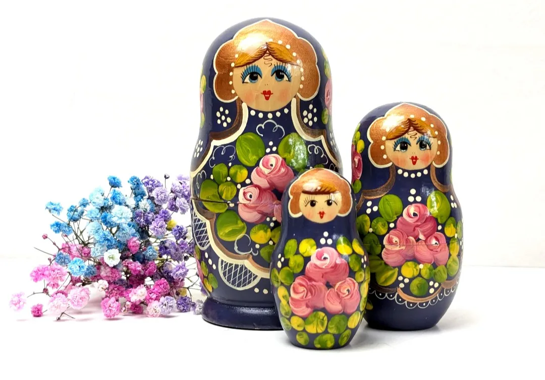 Russian Nesting Dolls ~ Matryoshka Wood Doll Set ~ Hand Painted image indicator(4)