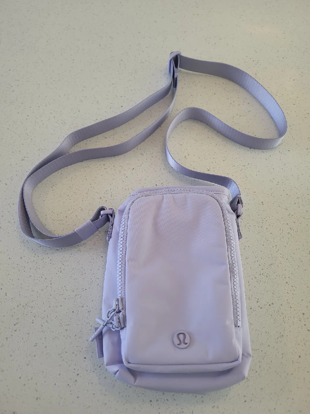 Lululemon Ever Ready Crossbody Bag Lilac image indicator(4)