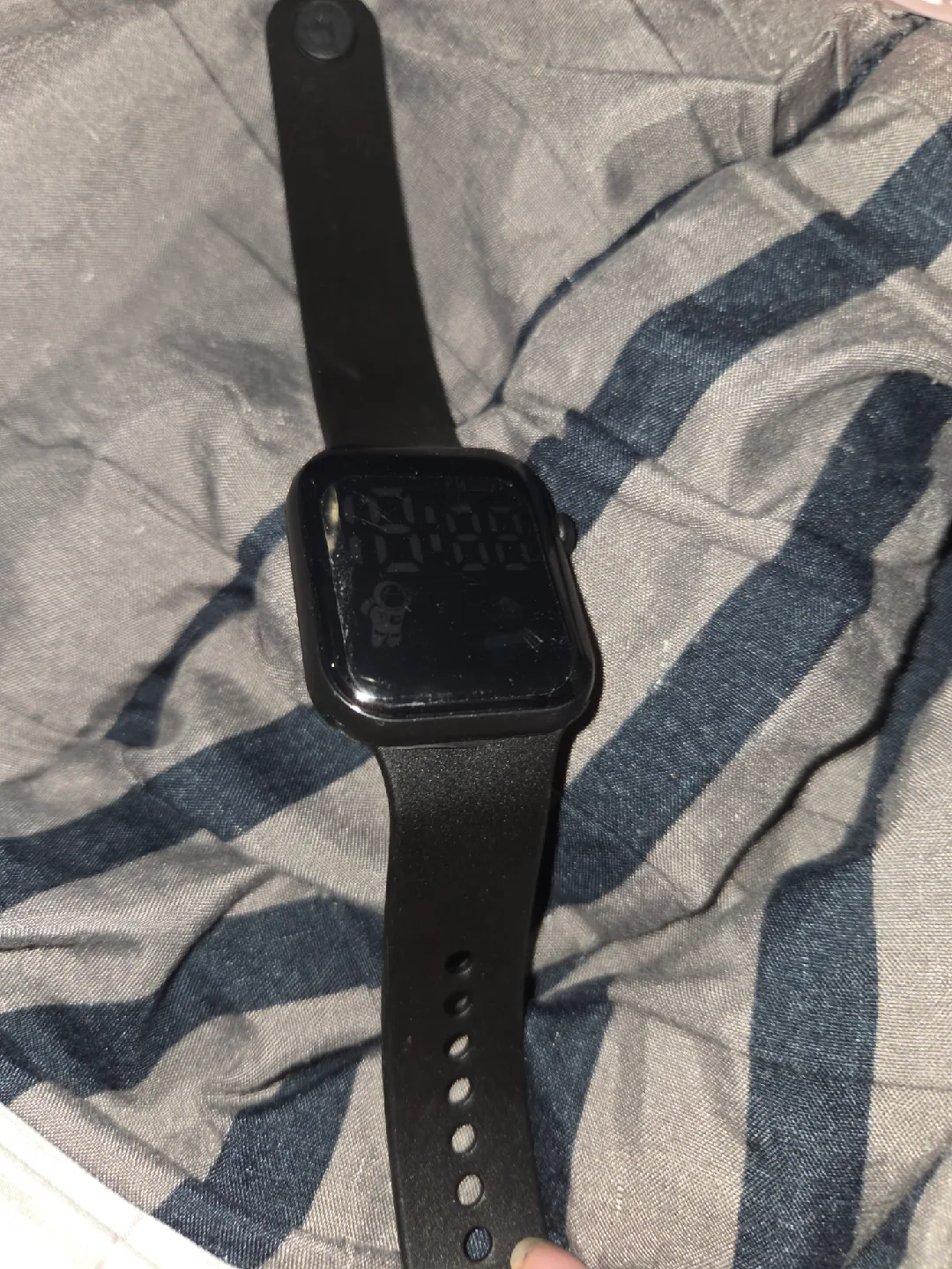 Digital LED Watch - Black and Pink image indicator(3)