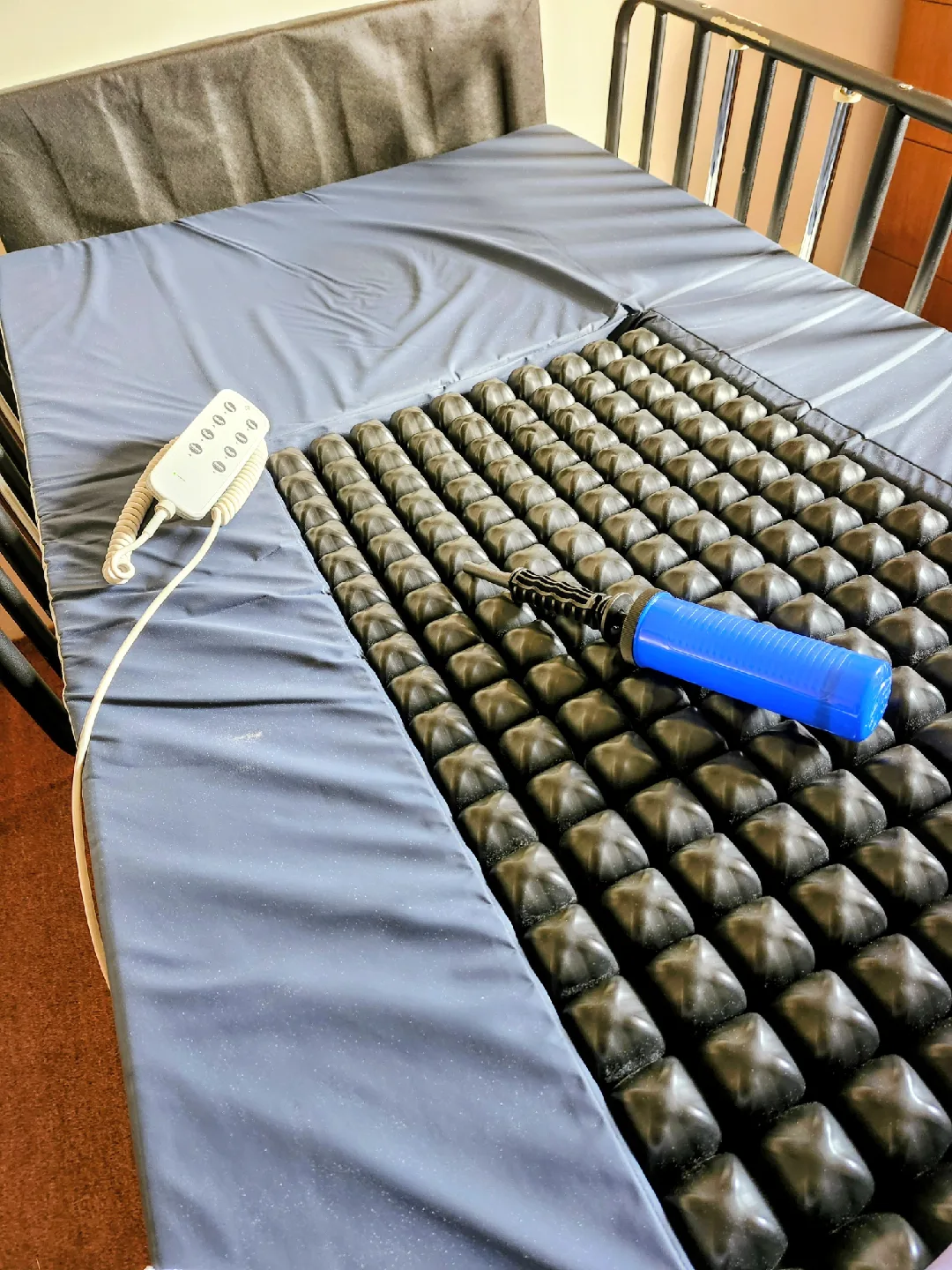 🥕Electric Bed, Fully Adjustable w/ Roho Mattress image indicator(3)