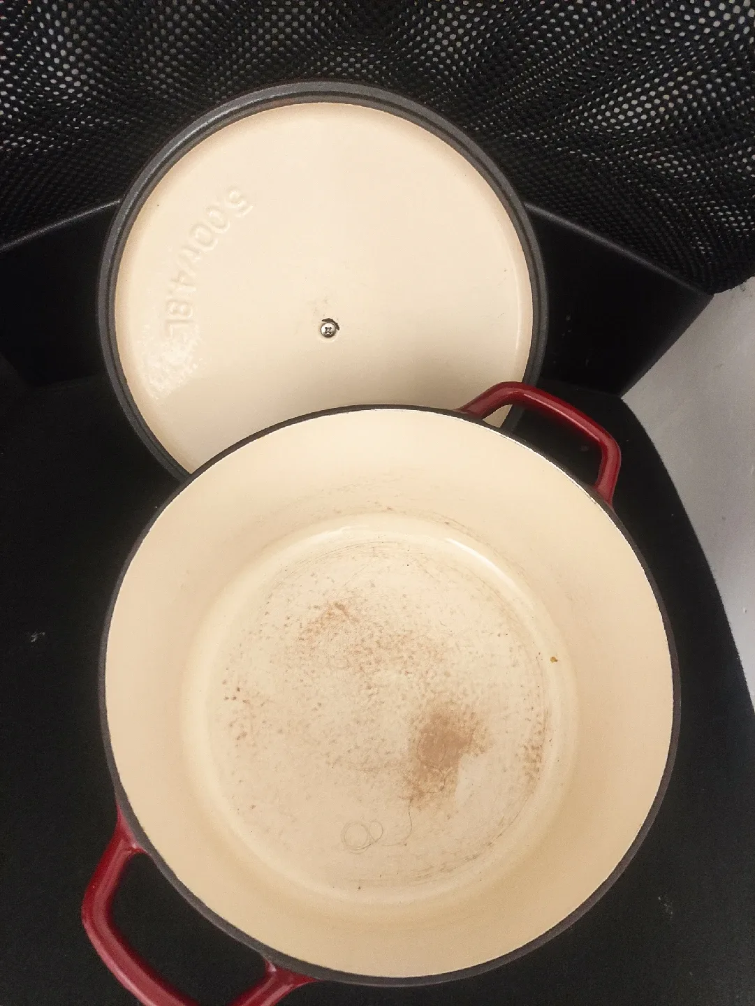 Cuisinart Dutch Oven - Red Enamel Cast Iron image indicator(3)