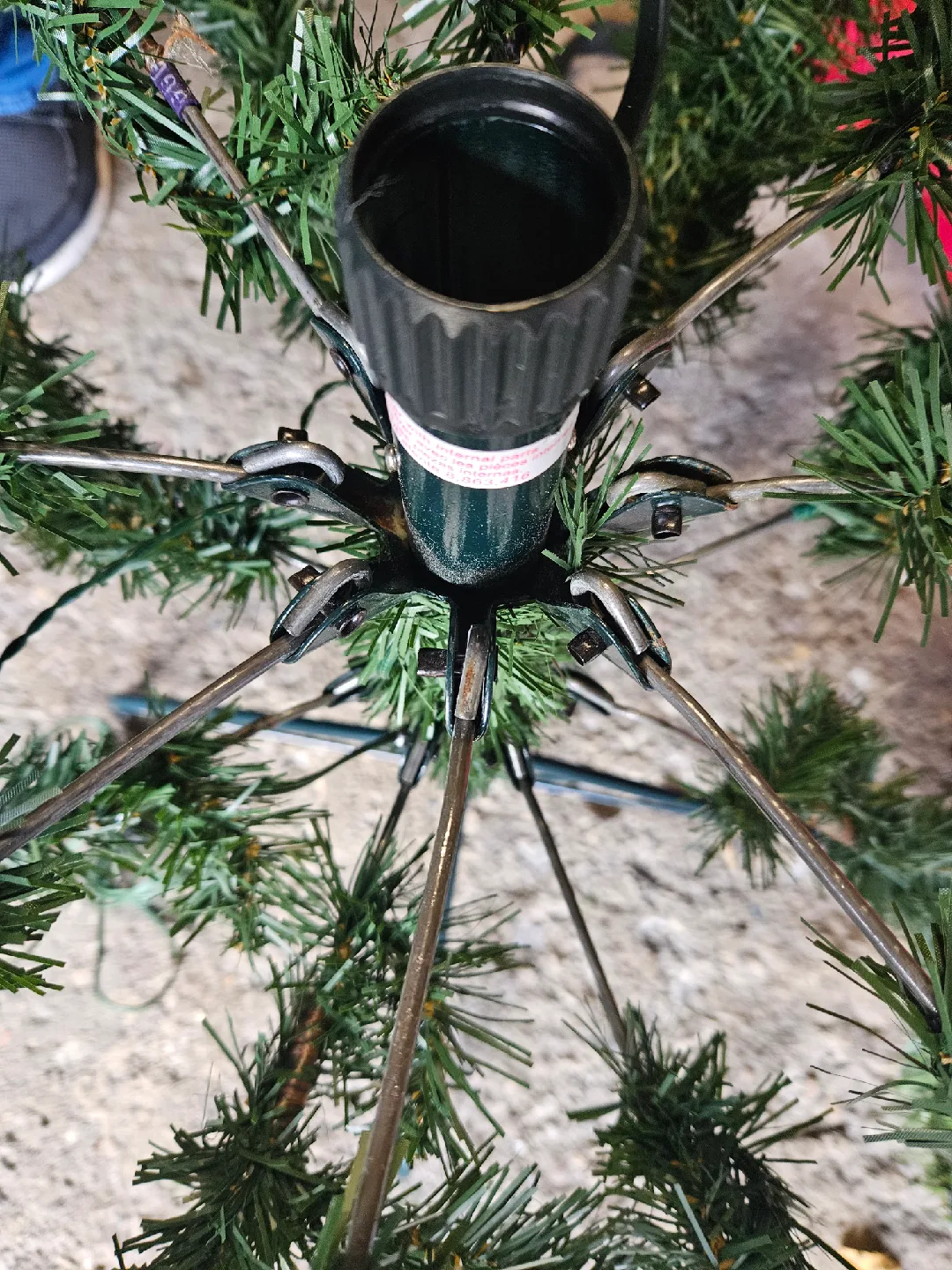 6.5' Artificial Christmas Tree prelit with Red Storage Bag image indicator(4)