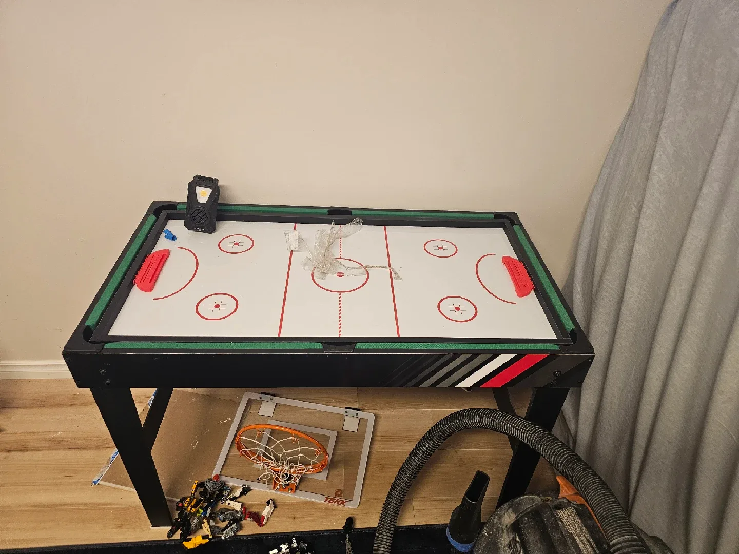 Multigame Table - Air Hockey, Foosball image indicator(2)