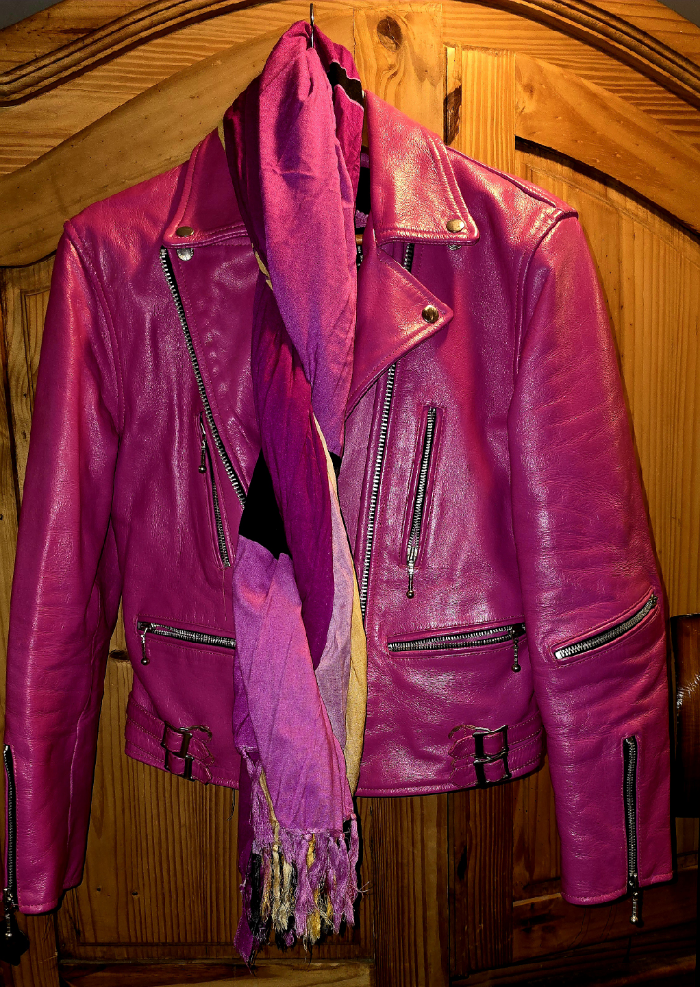 Genuine Pink Leather Jacket & Scarf - photo 3