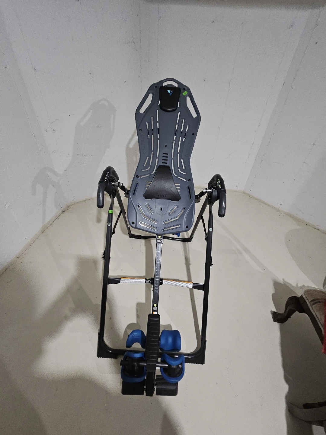 Teeter FitSpine FS-1 Inversion Table