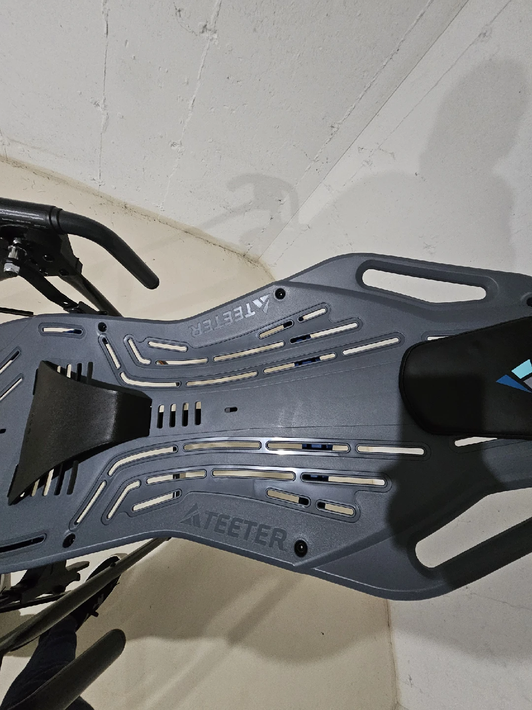 Teeter FitSpine FS-1 Inversion Table - photo 4