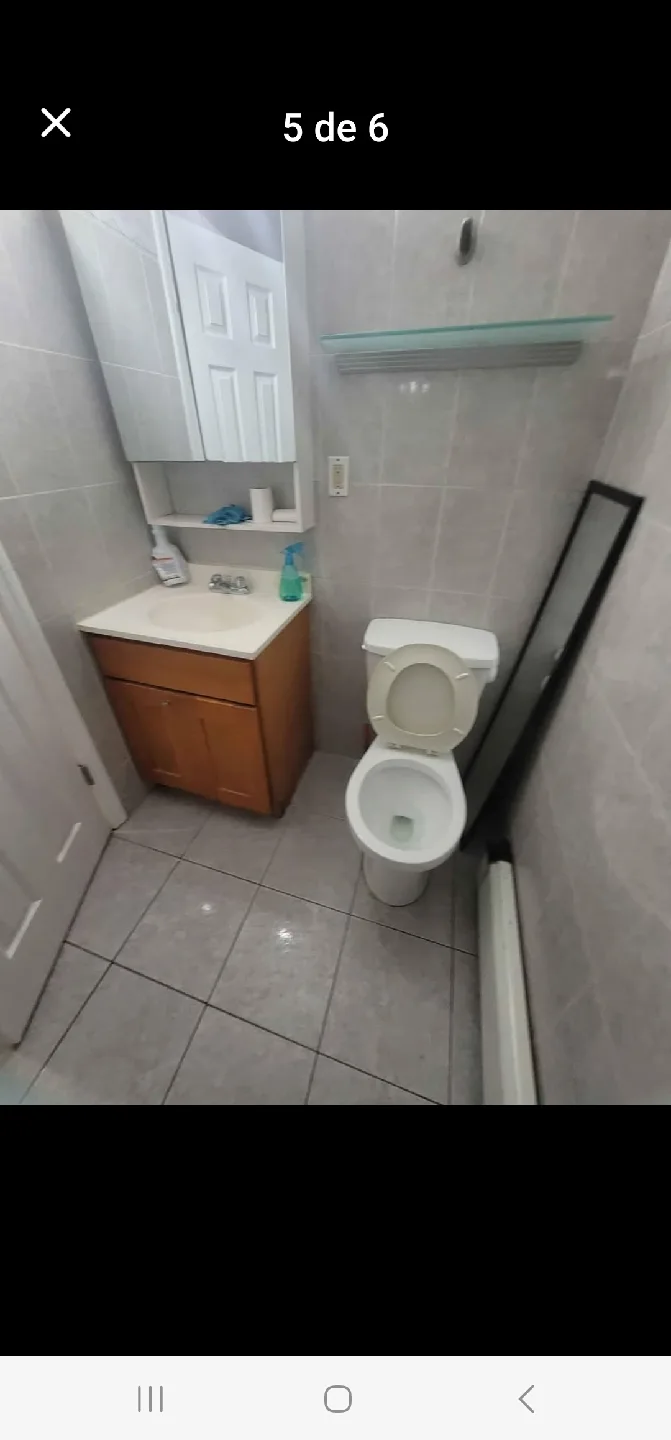 Se Renta Un Cuarto Para Dos Personas Hombres o una pareja image indicator(5)