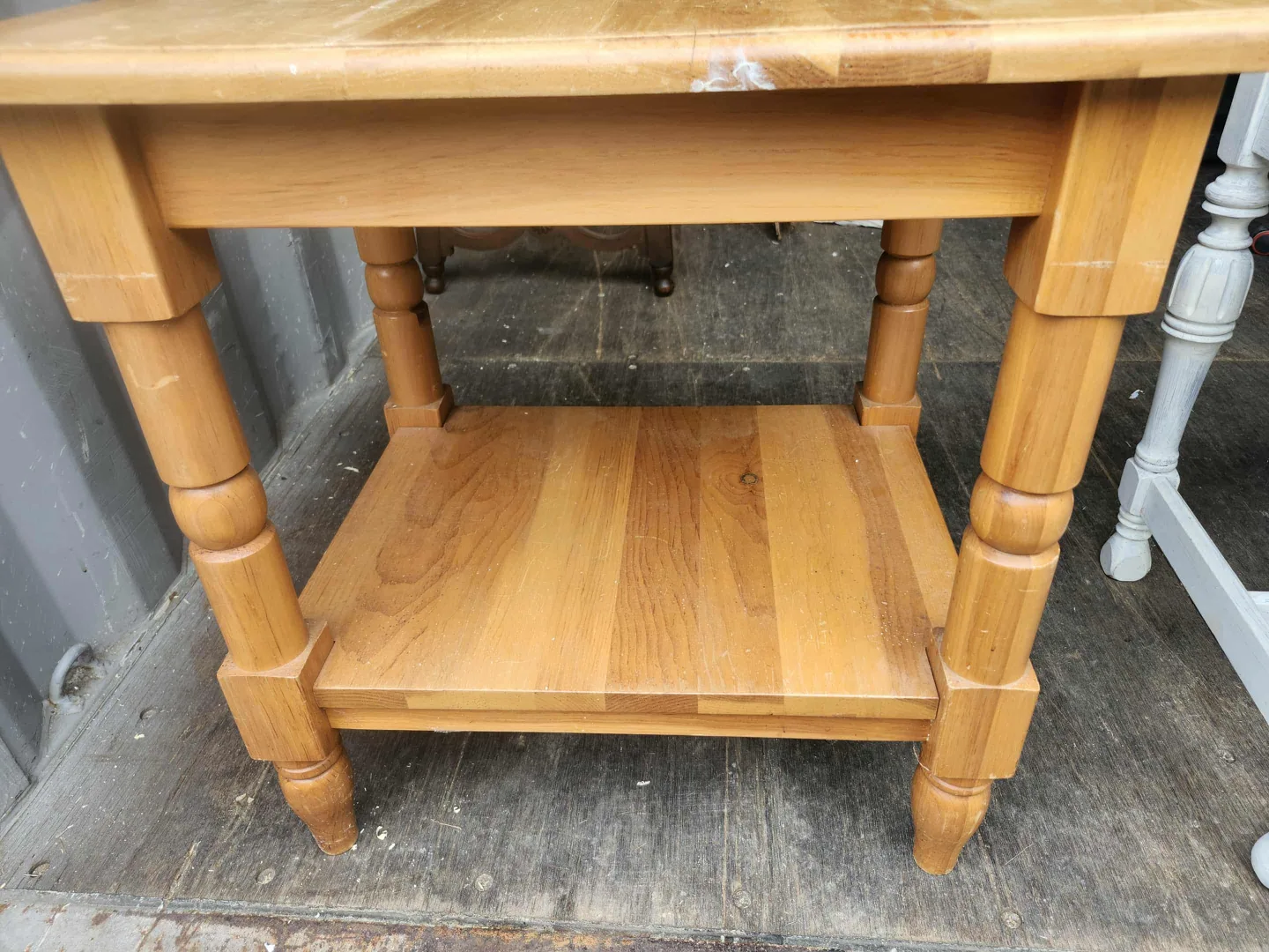 Wooden Side Table with Shelf image indicator(3)