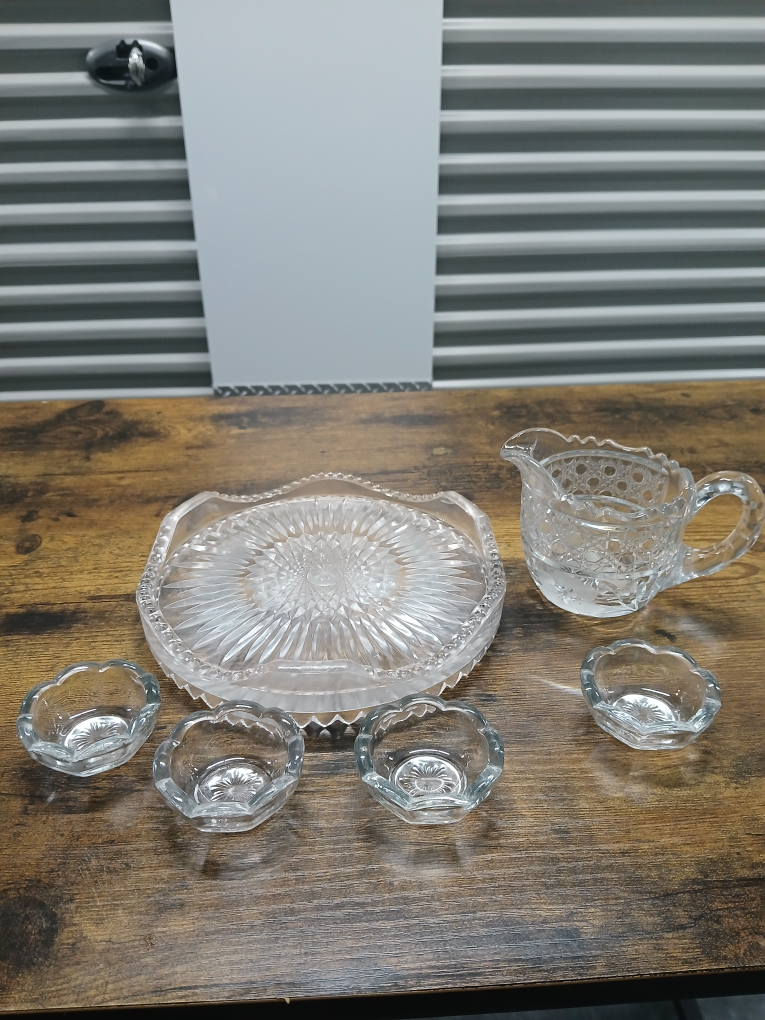 Vintage Clear Glass Creamer and Sugar Set - photo 2