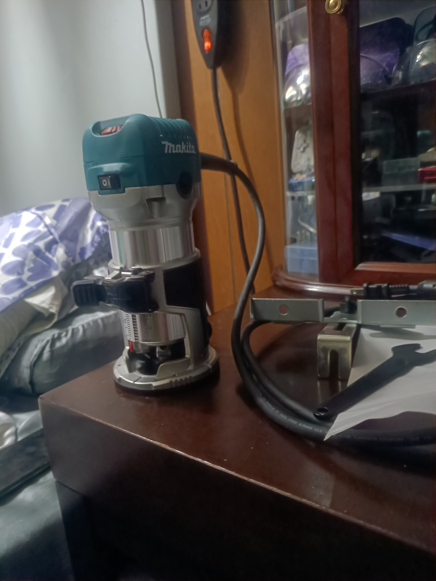 makita electric palm router mint condition - photo 3