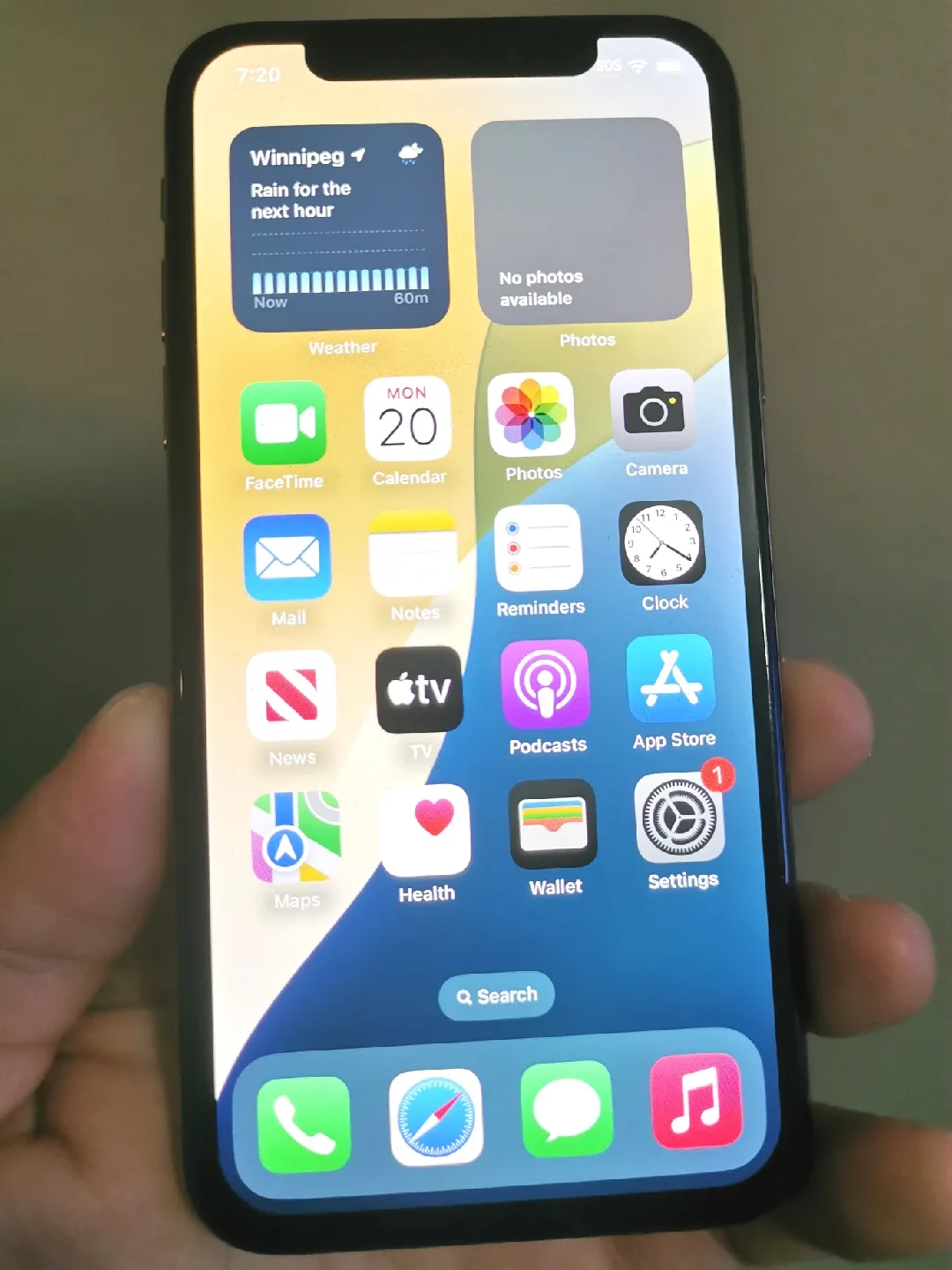 iPhone Xs 64G Gold Unlocked