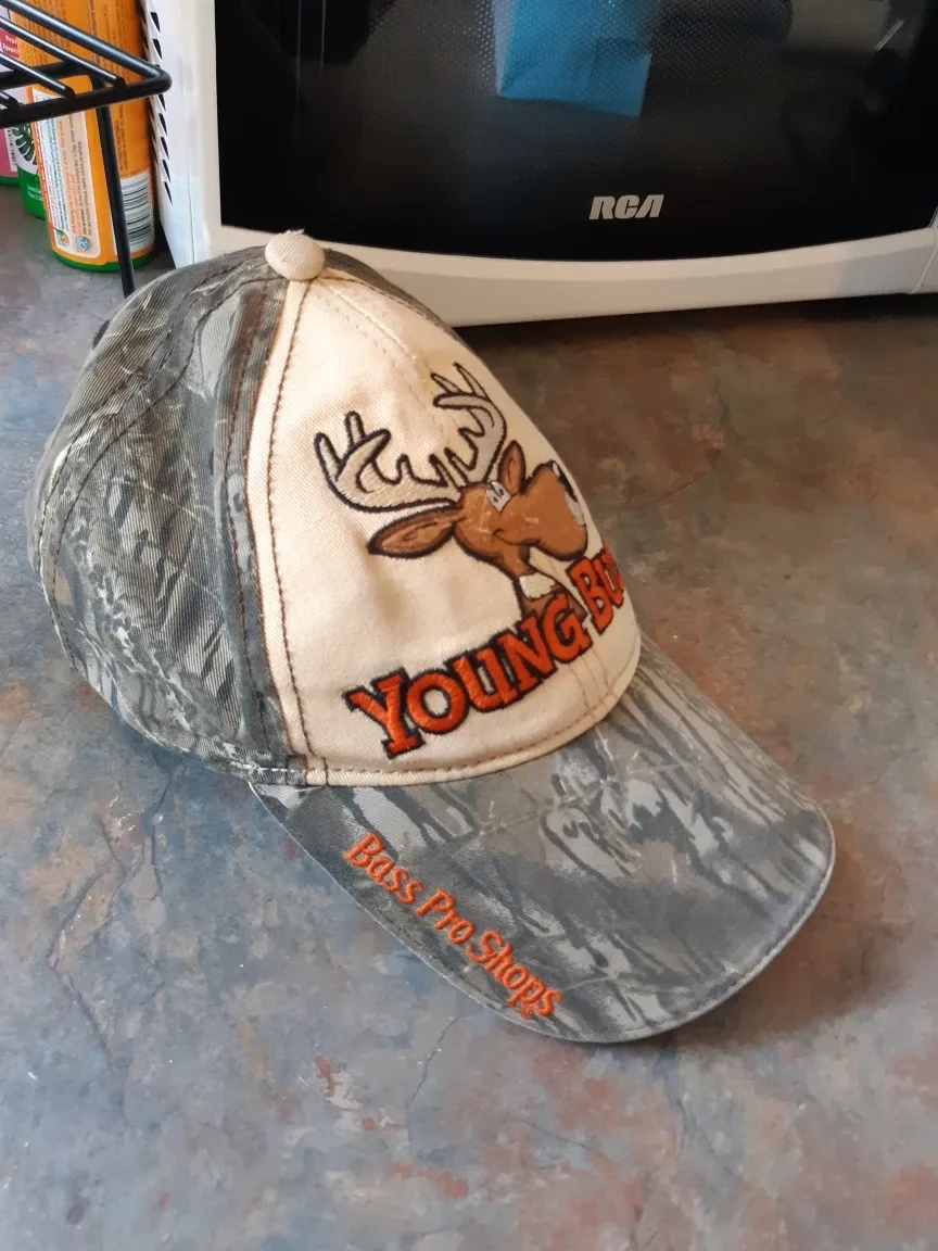Kids Bass Pro Shops Young Buck Camo Hat image indicator(4)
